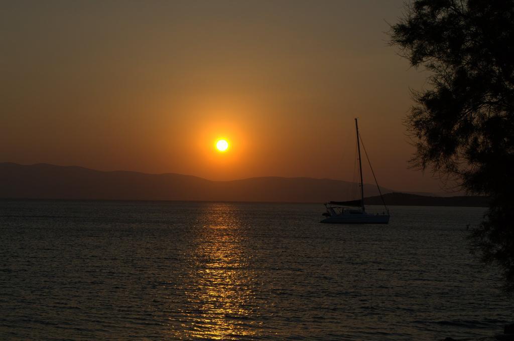 Sunset Apart otel Agios Prokopios  Oda fotoğraf